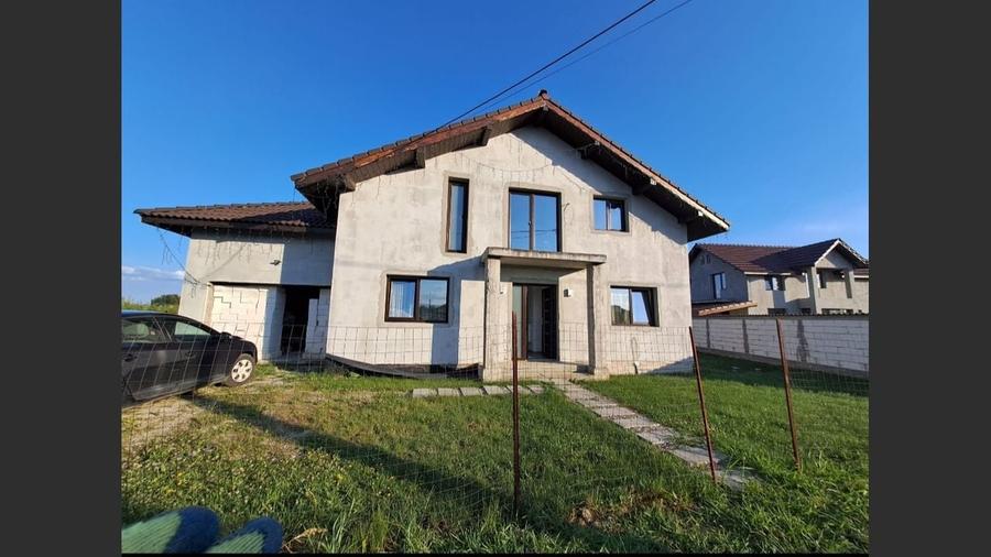 Casă frumoasă 4 camere, Strada Ana Ipatescu, Tg-Jiu - 12