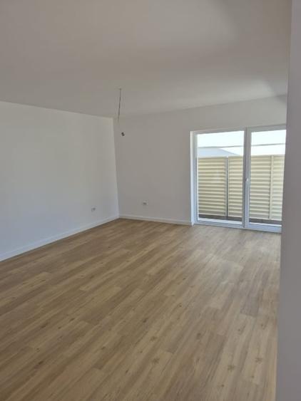 Casa P+1+M, Duplex, Cartier privat, Otopeni, 1 Mai - 7