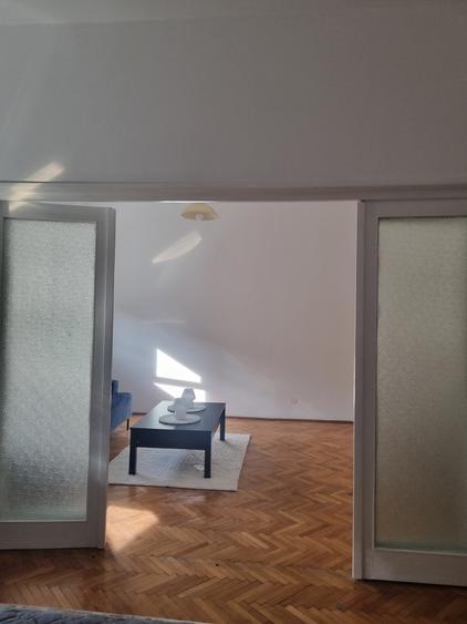 Dacia - Metropolis - 11