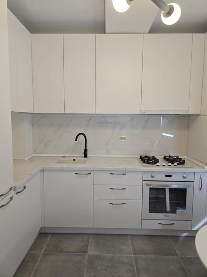 Inchiriez Apartament 2 Camere - 3