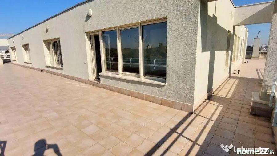 Spațiu comercial, de 350 mp, în Herăstrău