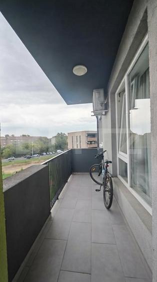 Apartament cu 2 camere decomandat, mobilat în Europa