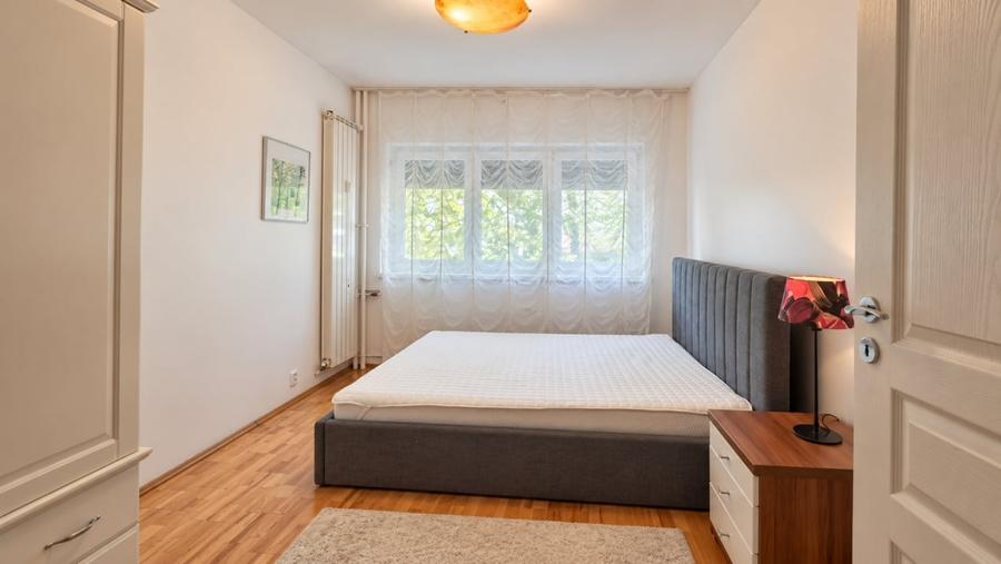 Apartament cu 2 camere decomandat în Câmpia Libertății