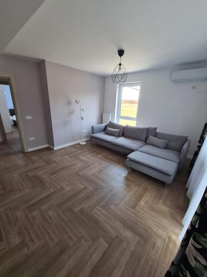 Apartament cu 2 camere decomandat în Doamna Ghica