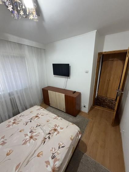 Apartament cu 2 camere decomandat în Nicolina