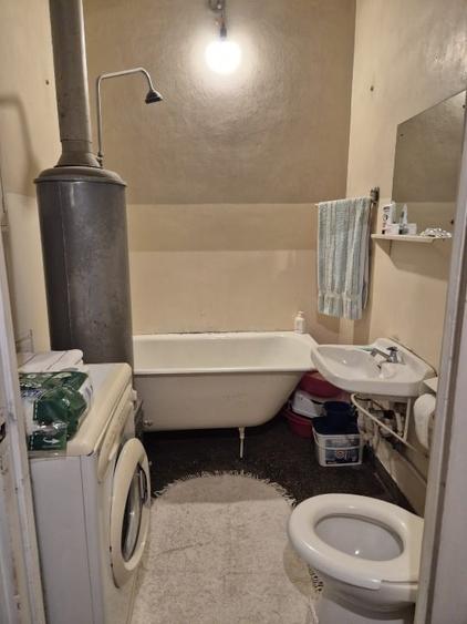 Apartament cu 3 camere semidecomandat în Lunei