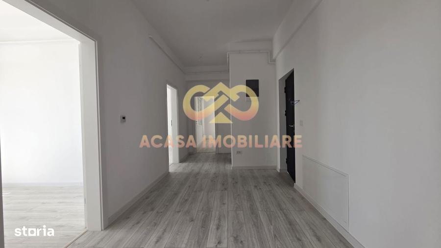 Apartament cu 3 camere decomandat în Voinești
