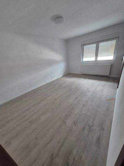 Casă cu Teren 936 Mp în Sântimbru