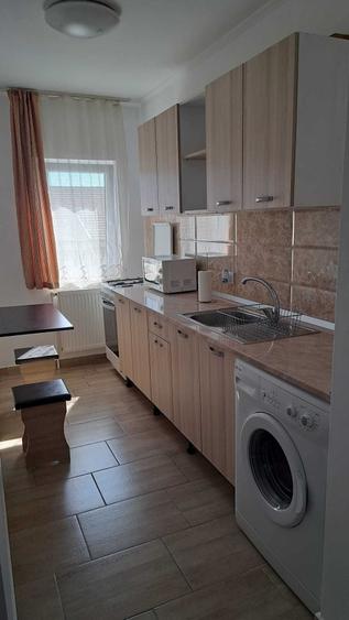 Garsonieră decomandată în Decebal