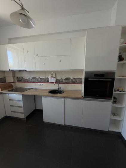 Apartament cu 2 camere decomandat în Fundeni