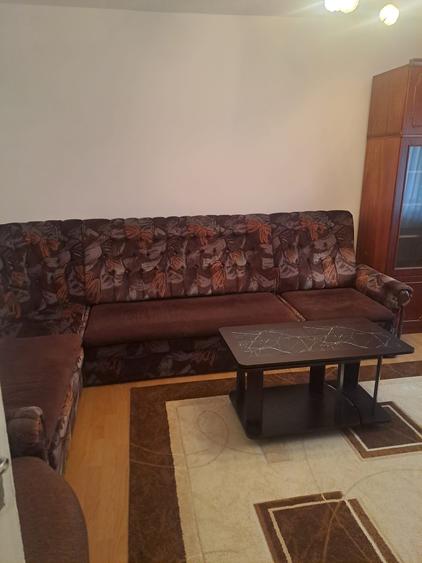Tomis III-apartament cu 3 camere cf 1,cu centrala,  etaj 1 - 9
