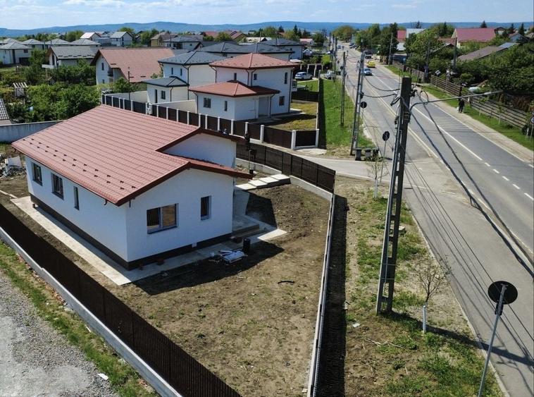 Casă cu 3 camere în Valea Ursului