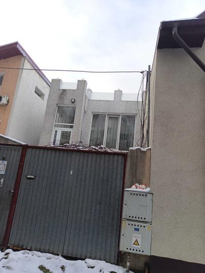 Apartament decomandat în Gara de Nord