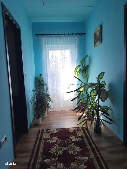 Casă cu 3 camere cu Teren 800 Mp în Central