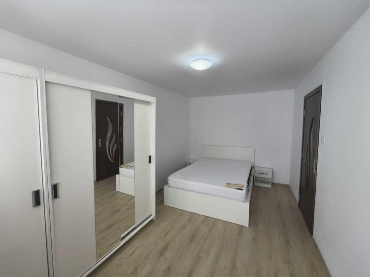 Garsonieră decomandată în Astra