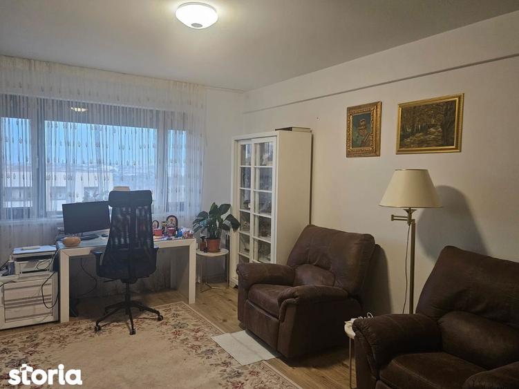 Apartament cu 3 camere în Băneasa
