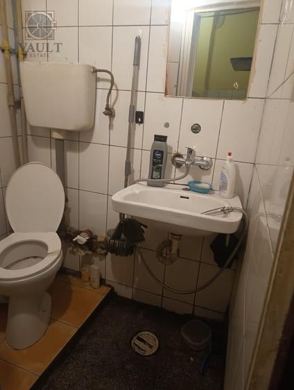 Garsonieră decomandată, mobilată în Titan