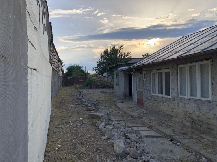 Casă cu 4 camere în Brăilița