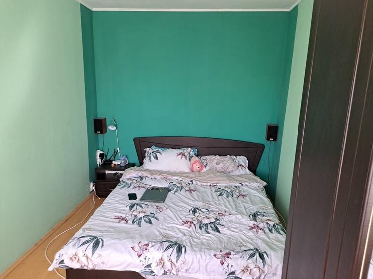 Apartament cu 2 camere semidecomandat în Dâmbu Pietros