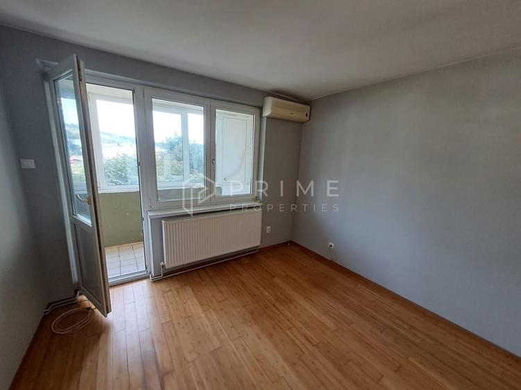Apartament cu 2 camere decomandat în Tudor