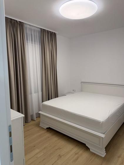 Apartament cu 3 camere decomandat în Lazaret