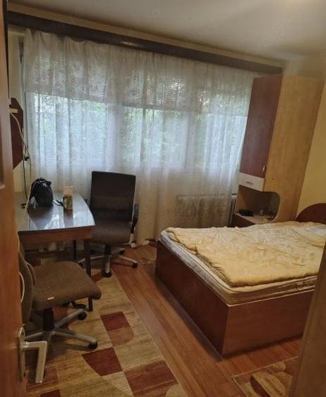 Apartament cu 2 camere decomandat în Drumul Taberei