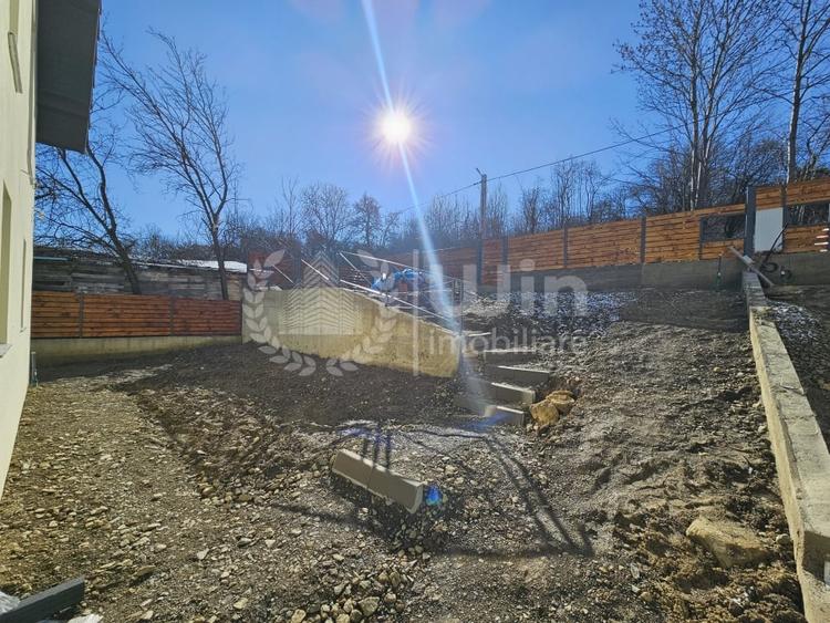 Casă individuală cu 4 camere cu Canalizare în Gheorghieni