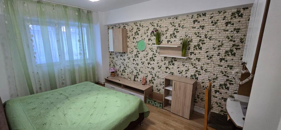 Apartament cu 2 camere decomandat în Ultracentral