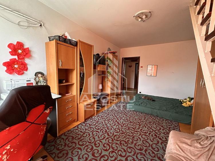 4 camere decomndat Pia?a Unirii | Terasa, parcare in c... - 16