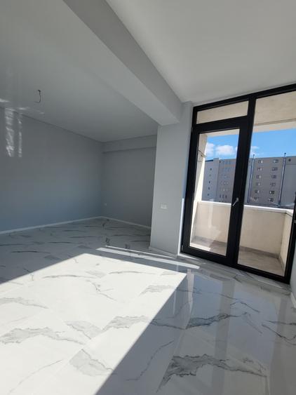 Mamaia Nord - Building Stefan  - 100 m de plaja - 2 camere 47. 7mp - 83500 euro - 6