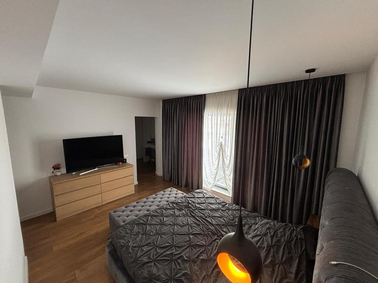 Particular  - Berceni - Miorita , 257.000 euro - 240 mp utili-1070 Euro/ mp - 20
