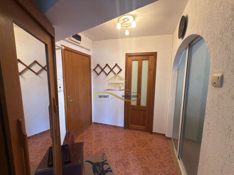 Garsoniera de vanzare langa parcul catedralei Bacau - 9