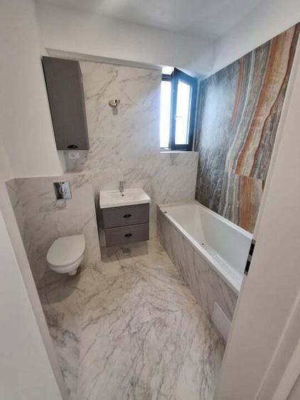 Tomis III , birouri, imobil 2023, LOC DE PARCARE PROPRIU - 8