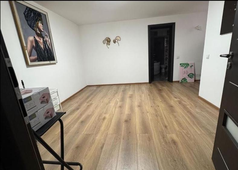 Decebal/Matei Basarab , duplex (parter + demisol) ,200 mp –  stradal - 1