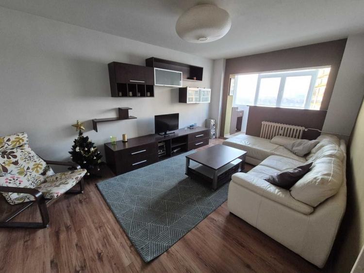 Inchiriere 3 camere Colentina McDonalds,priveliste superba catre parc si lac - 1