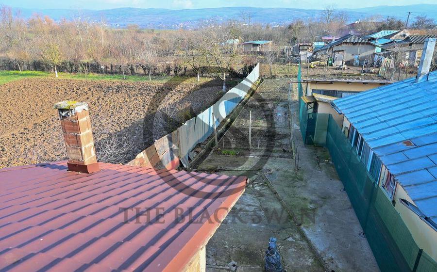 Casa la rosu de vanzare | Iordacheanu - Valea Cucului | C... - 9