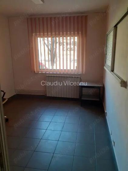 Ofer spre inchiriere spatiu birouri prestari servicii 90mp. central