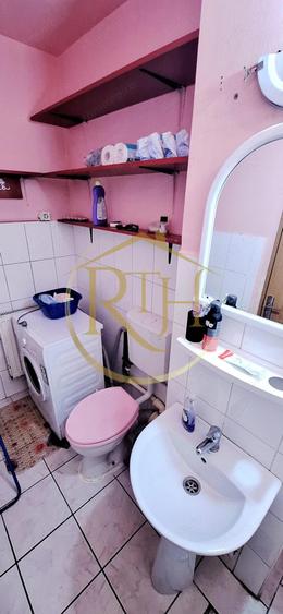 Apartament 1 camera, spatios, compartimentat in 2 camere, Girocului-str. Miloia - 17