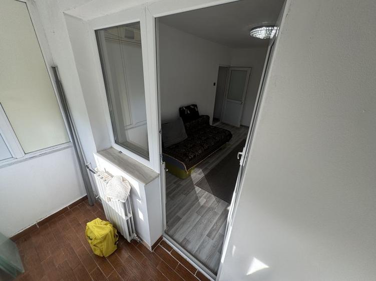 Apartament 2 camere zona Inel 2 - 8