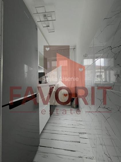 Apartament 3 camere, Complex Studentesc