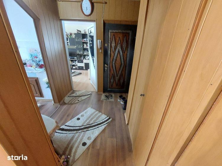 Vand apartament 2 camere etaj 3 Centru in spate la Casa de cultura - 1