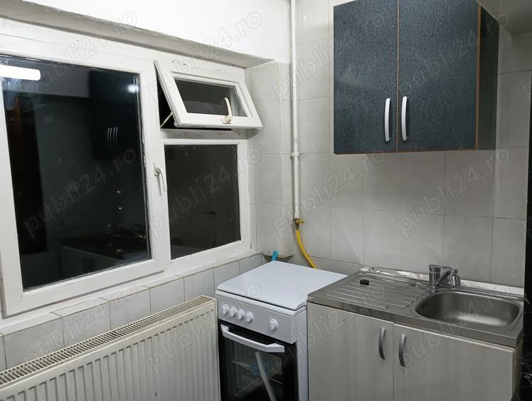 Inchiriez apartament 2 camere in ?tefan cel Mare 250 euro negociabil - 3
