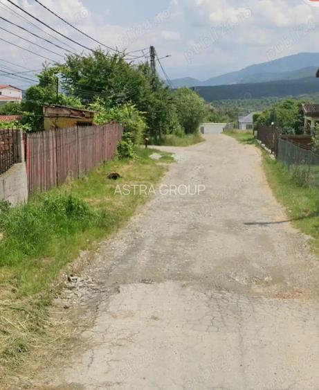 Parcela intravilan Parcela intravilan