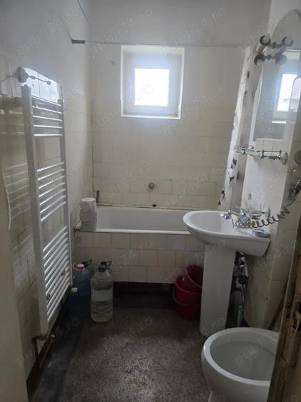 apartament 3 camere nemodificat - 6