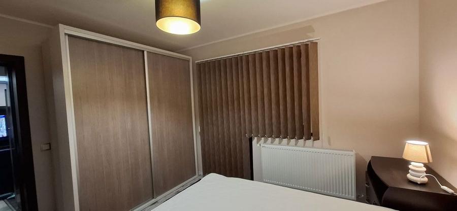 Inchiriez apartament 3 camere - 3