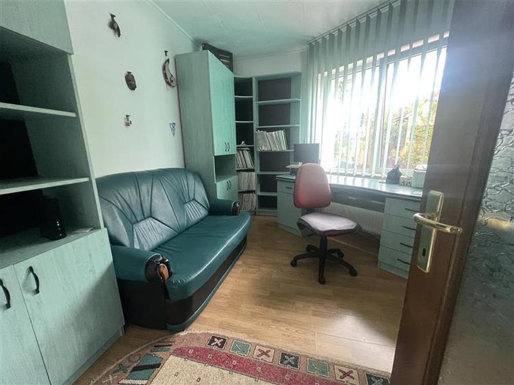Inchiriere casa la cinci minute de Big pentru clinica salon sau locuit - 21