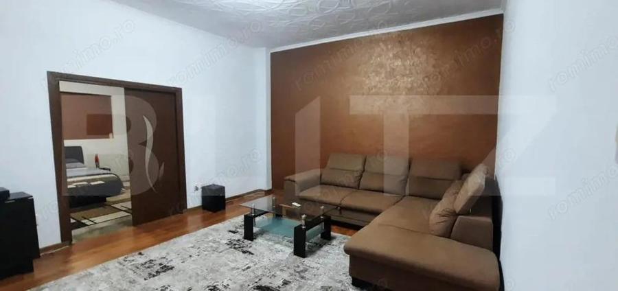 Case de vanzare, curte comuna, 100 mp, zona Titulescu - 6