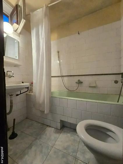 casa de vanzare la ?ara,cu 5 dormitoare - 7