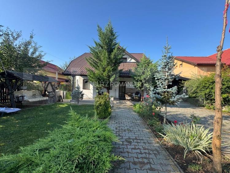 Casa de vanzare, 3 dormitoare, 160 mp utili, teren 528 mp , Unirii