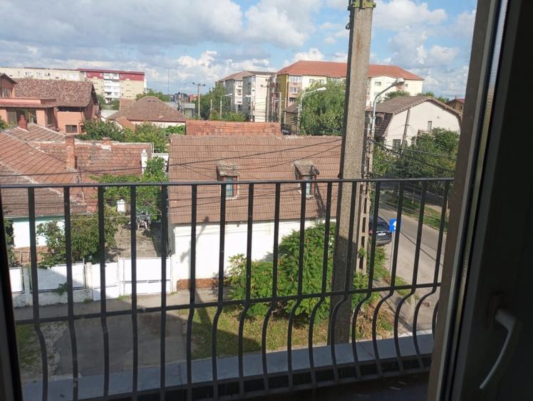 Sagului, pensiune de vanzare cu 15 camere cu baie proprie, suprafata utila 550 mp - 7